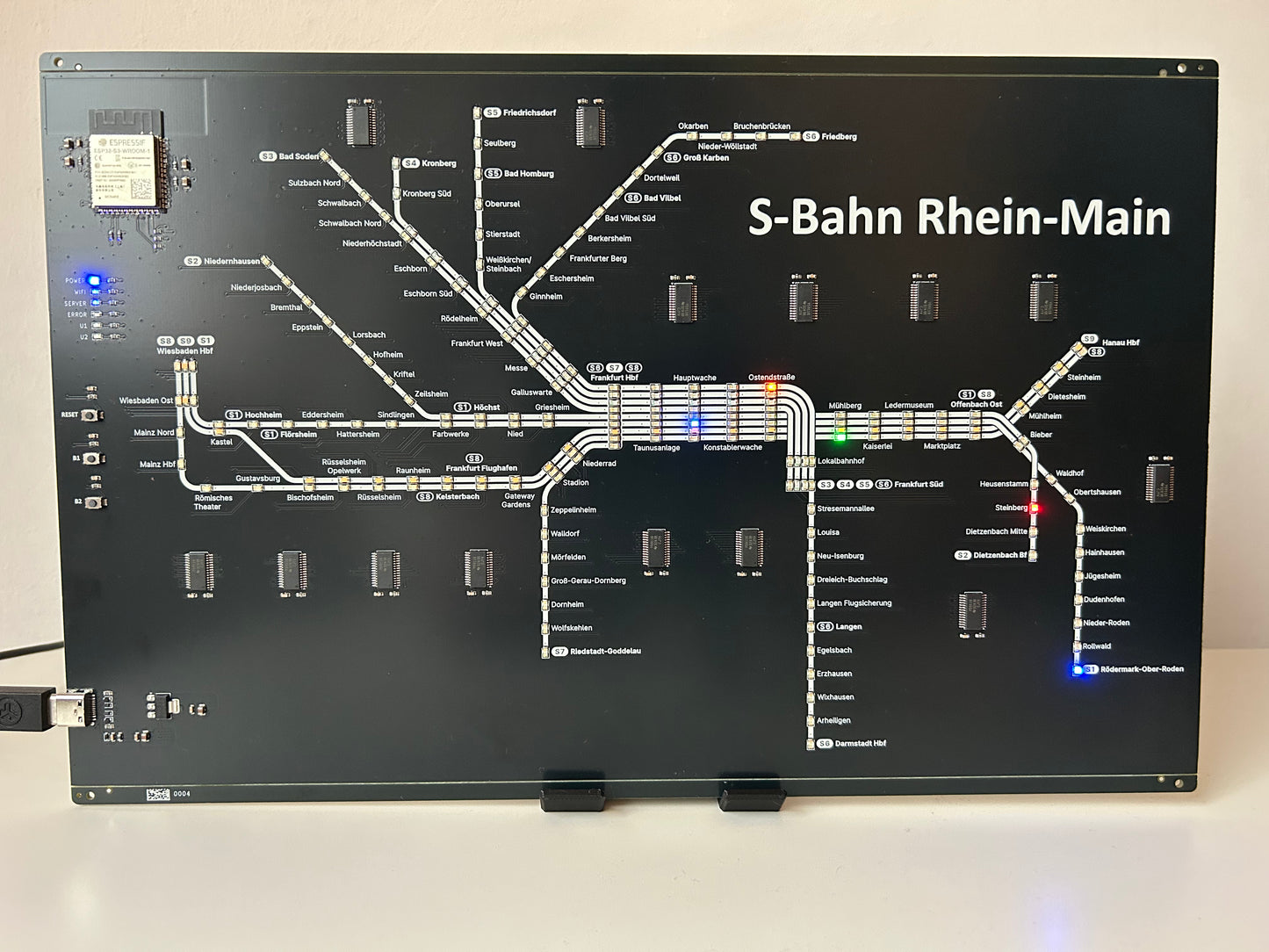 Frankfurter S-Bahn PCB mit 208 LEDs