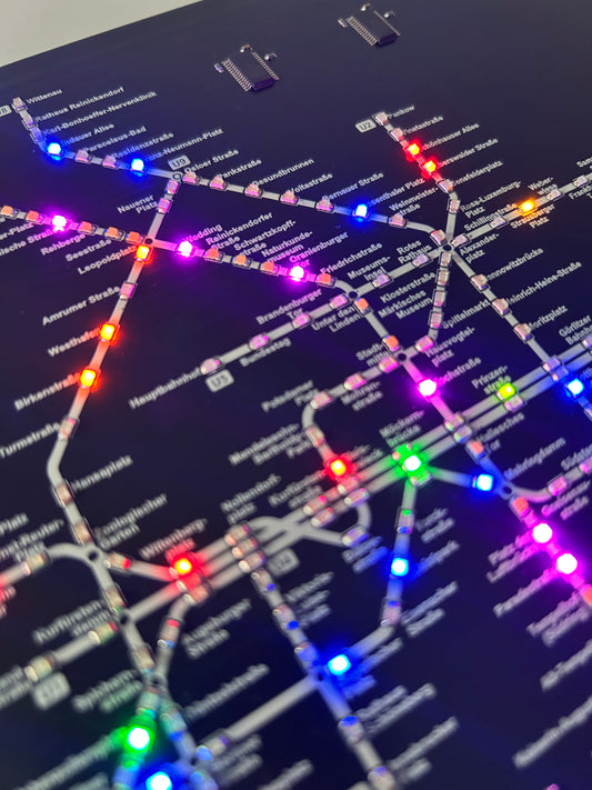 Berliner U-Bahn PCB mit 214 LEDs